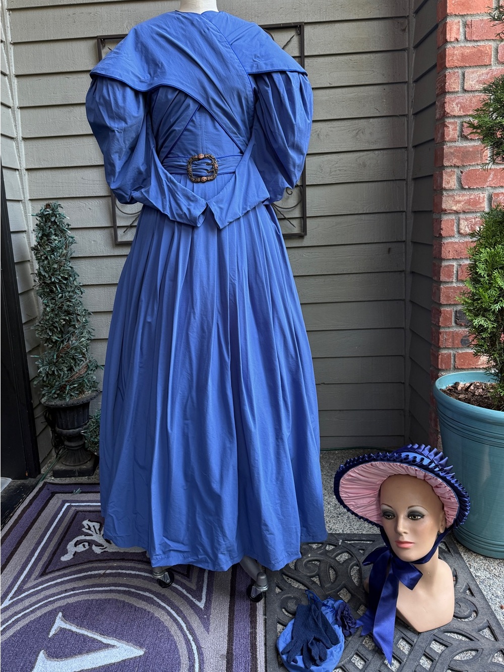 1890-1990 Victorian Edwardian Dickensian Reproduction Dress | 10 pieces | Sz. 6
